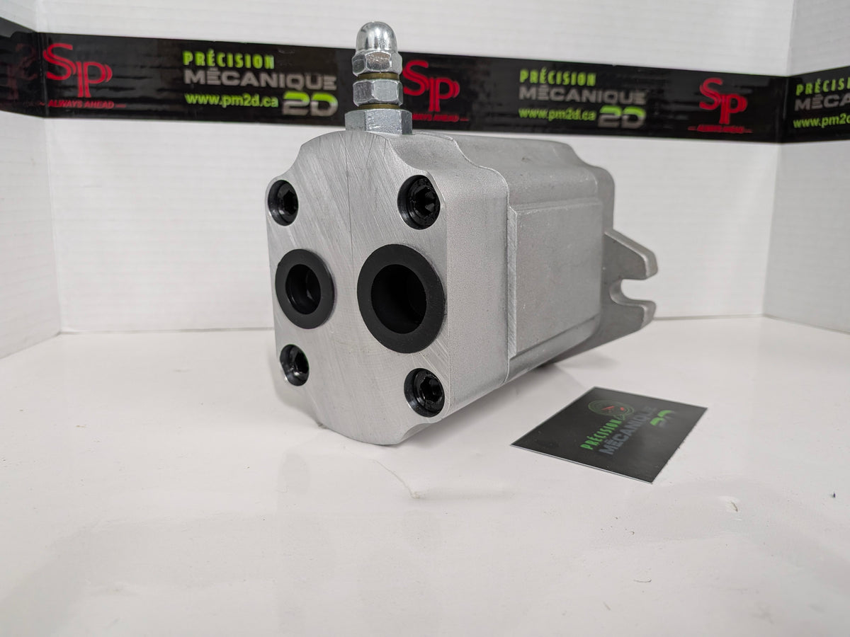 Pompe à engrenages hydraulique Caterpillar 455-6307 (Gear Pump / Pump GP-Gear) – M318D MH, M322D MH, M324D2 MH – aftermarket